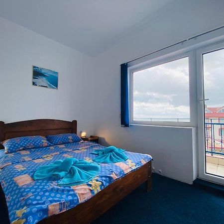 Hostel Pierre La Tarmul Marii -Primim Vouchere Vacanta Costineşti Exteriér fotografie